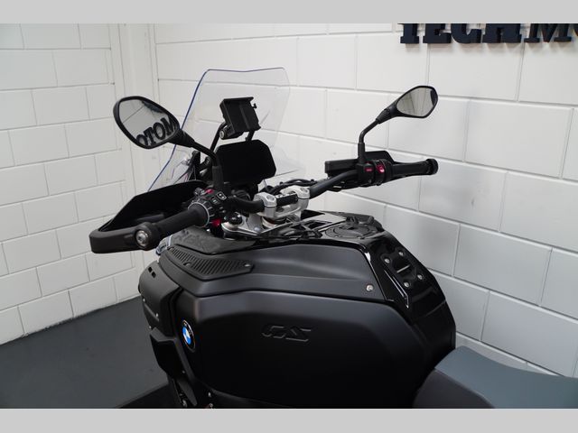 bmw - r-1300-gs-adventure