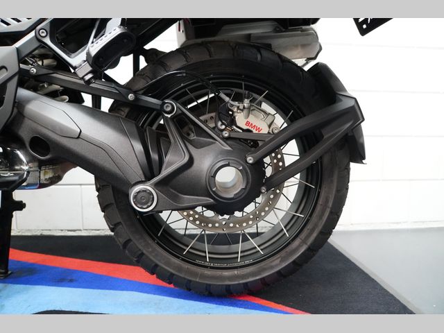 bmw - r-1300-gs-adventure