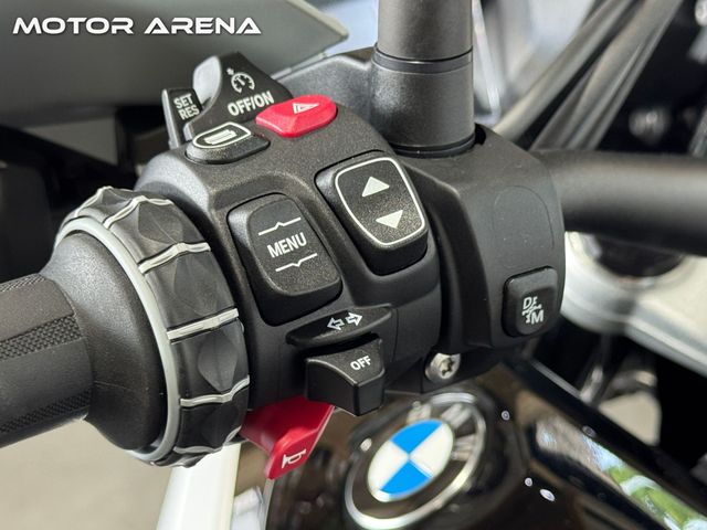 bmw - r-1300-gs-triple-black