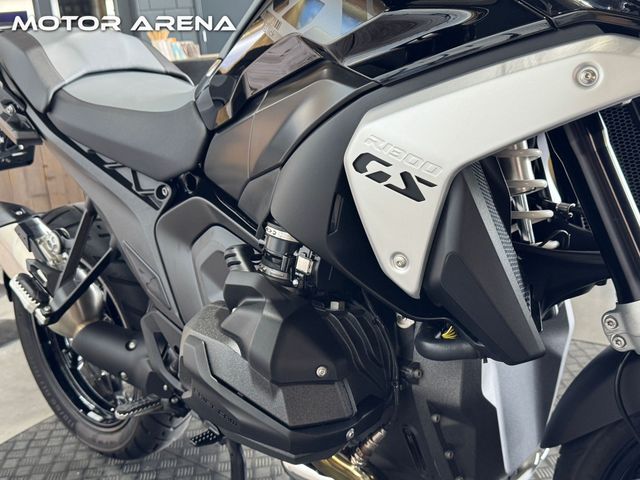 bmw - r-1300-gs-triple-black