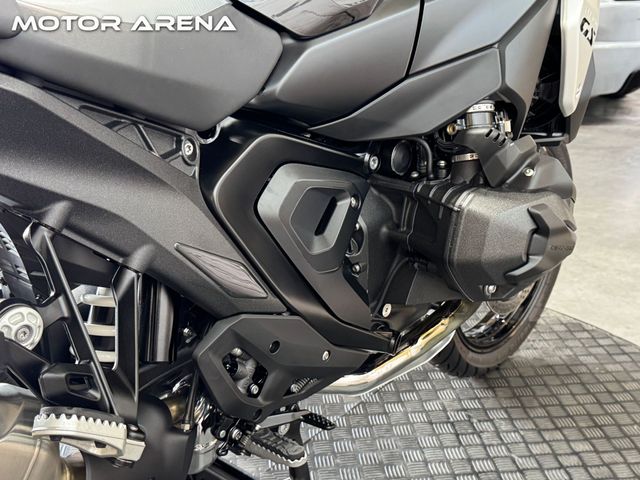 bmw - r-1300-gs-triple-black