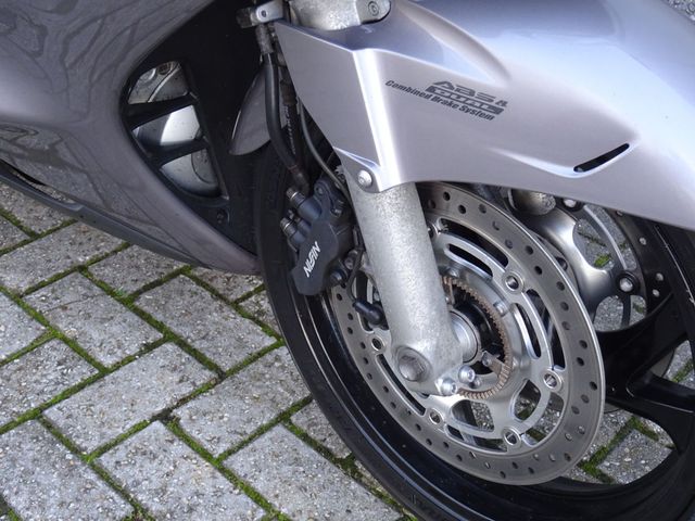 honda - st-1300-pan-european-abs