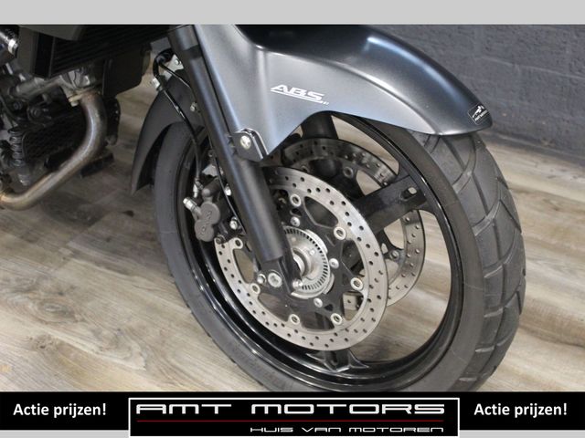 suzuki - v-strom-650-a-black-rhino