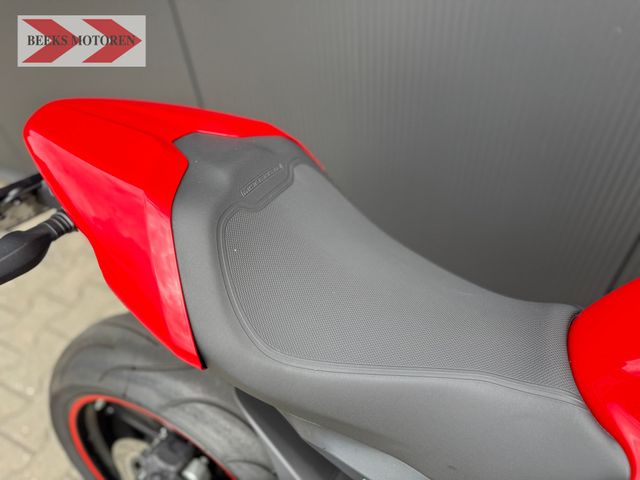 ducati - monster-797