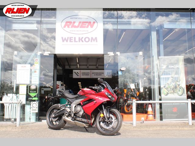 triumph - daytona-660