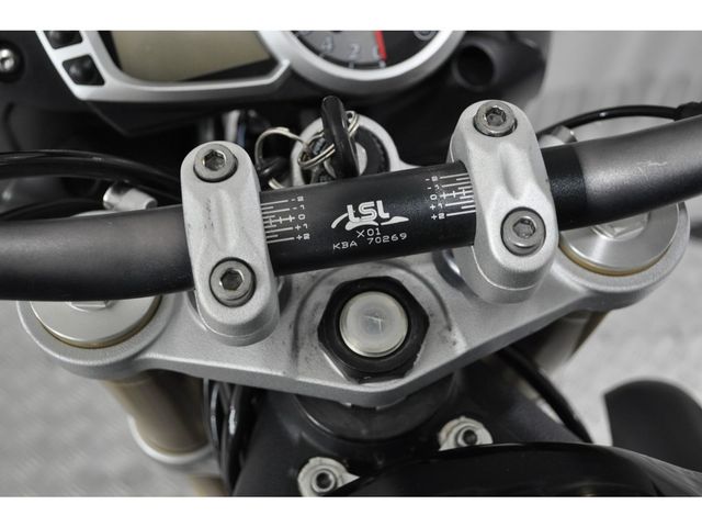 triumph - street-triple-675