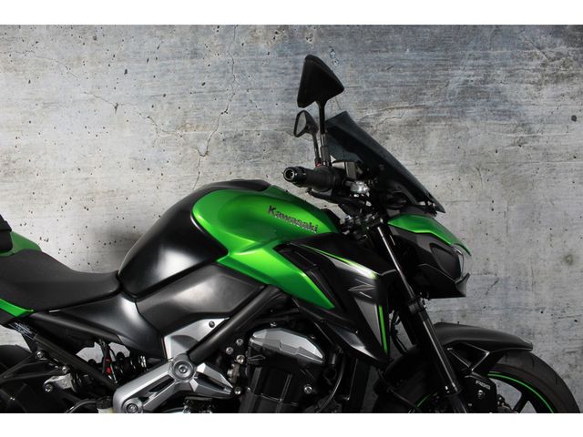 kawasaki - z900