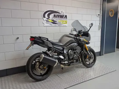 YAMAHA FZ 8 ABS – foto 3