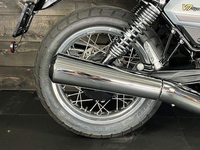 moto-guzzi - v-7-special-850