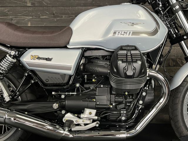 moto-guzzi - v-7-special-850