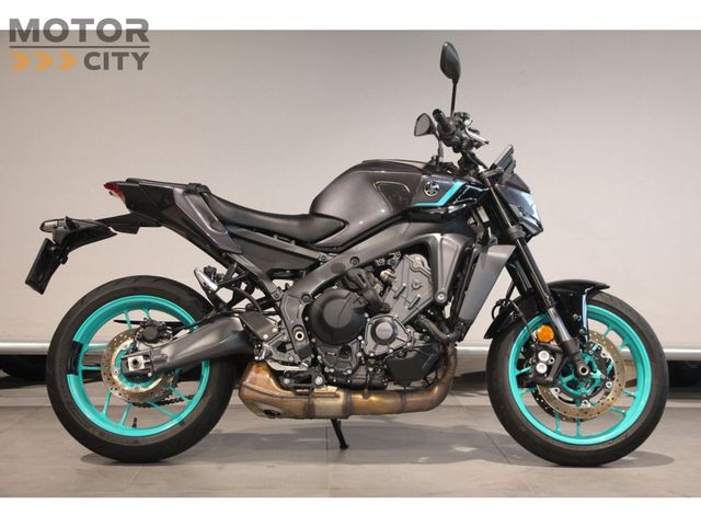 yamaha - mt-09-y-amt