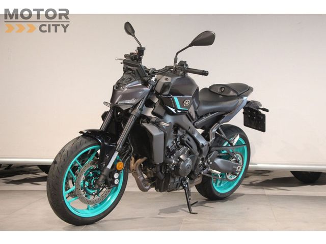 yamaha - mt-09-y-amt