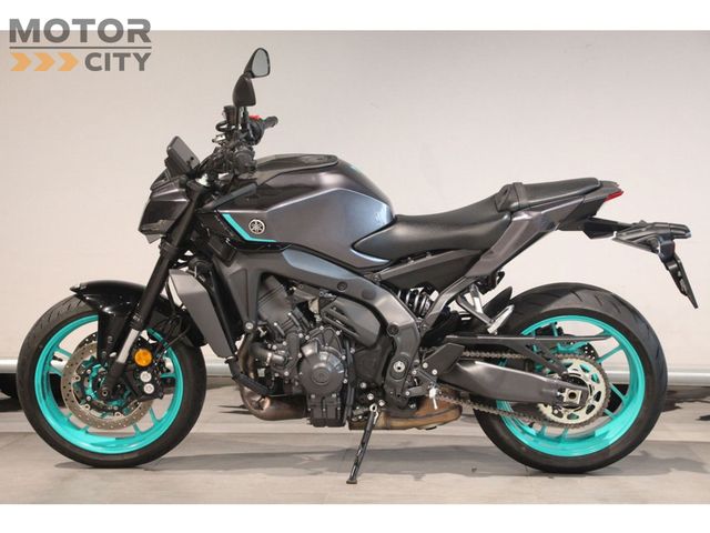 yamaha - mt-09-y-amt