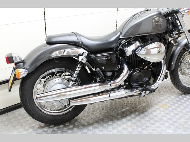 honda - vt-750-s-shadow