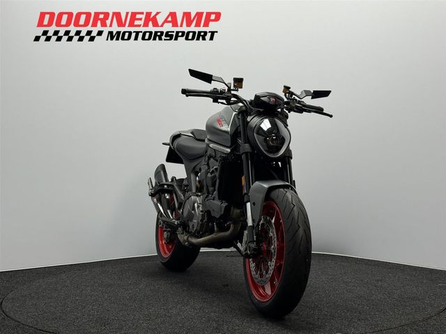 ducati - monster-plus