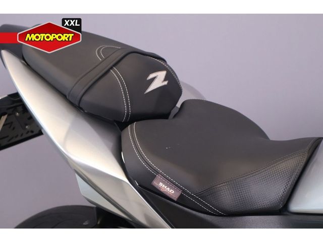 kawasaki - z1000