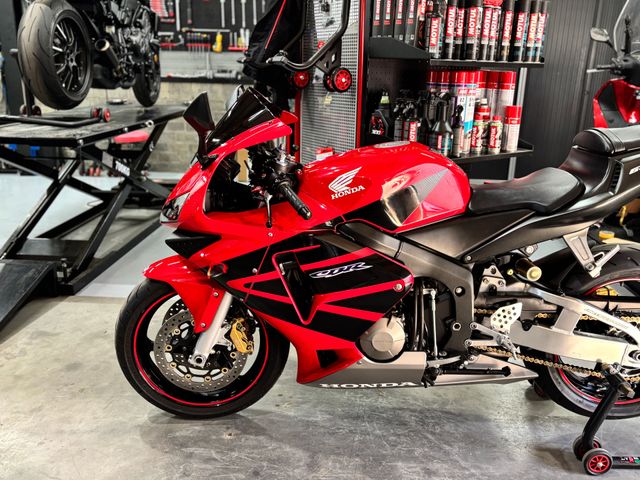 honda - cbr-600-rr