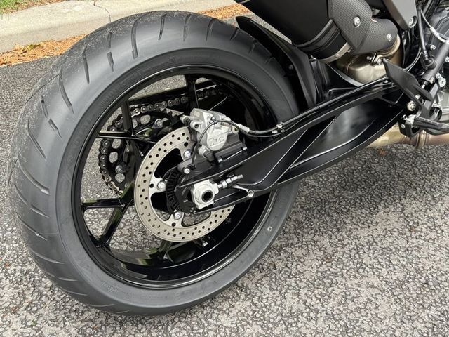 ktm - 790-duke