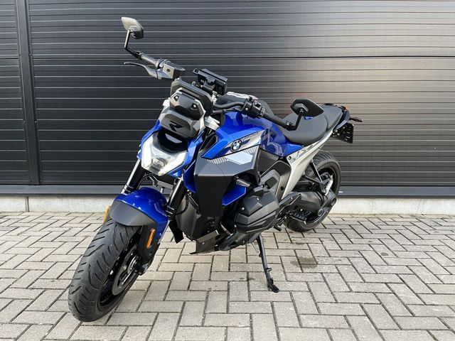 bmw - r-1300-r