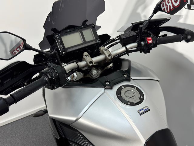 yamaha - tracer-900-abs
