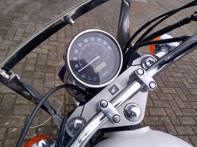 honda - vt-750-s-shadow