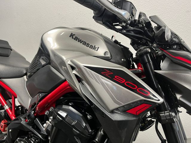 kawasaki - z900