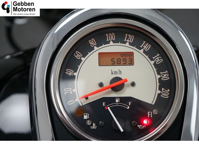 kawasaki - vn-900-classic