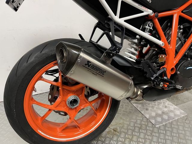 ktm - 1290-super-duke-r