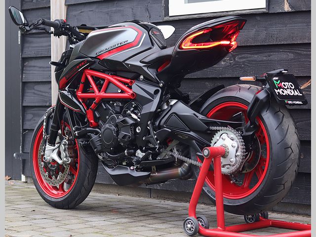 mv-agusta - brutale-800-dragster-rr