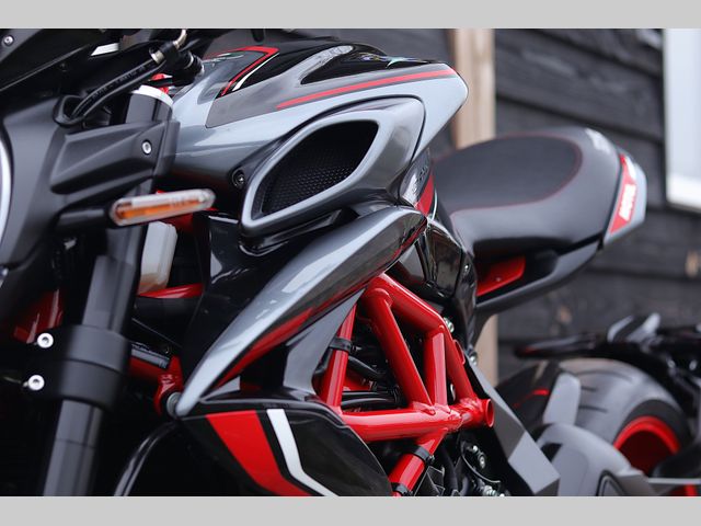 mv-agusta - brutale-800-dragster-rr