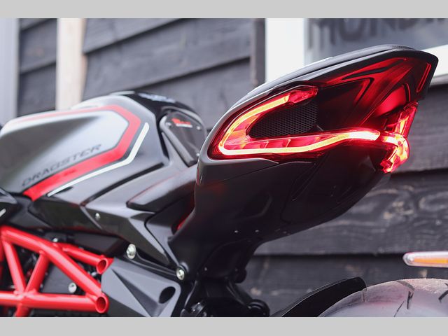 mv-agusta - brutale-800-dragster-rr