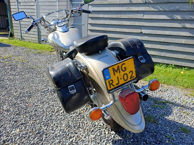 yamaha - xvs-650-dragstar