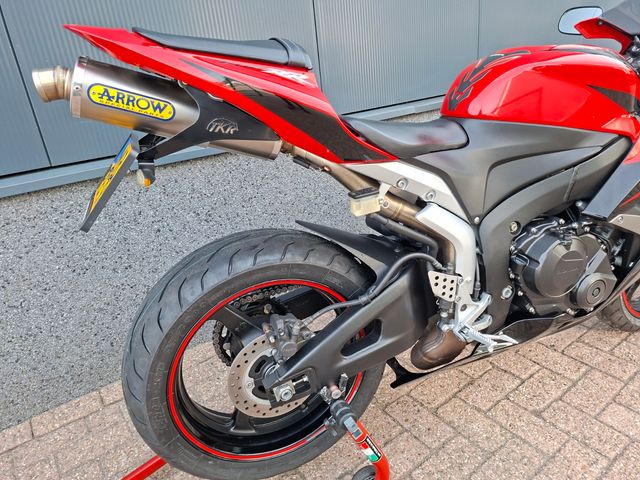 honda - cbr-600-rr