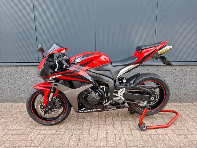 honda - cbr-600-rr