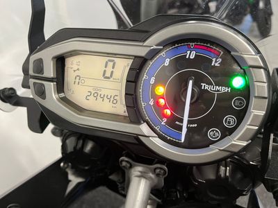 TRIUMPH TIGER 800 – foto 2