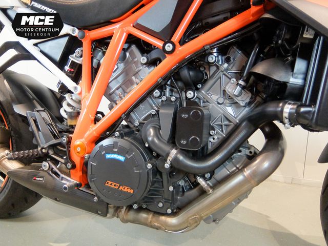 ktm - 1290-super-duke-r