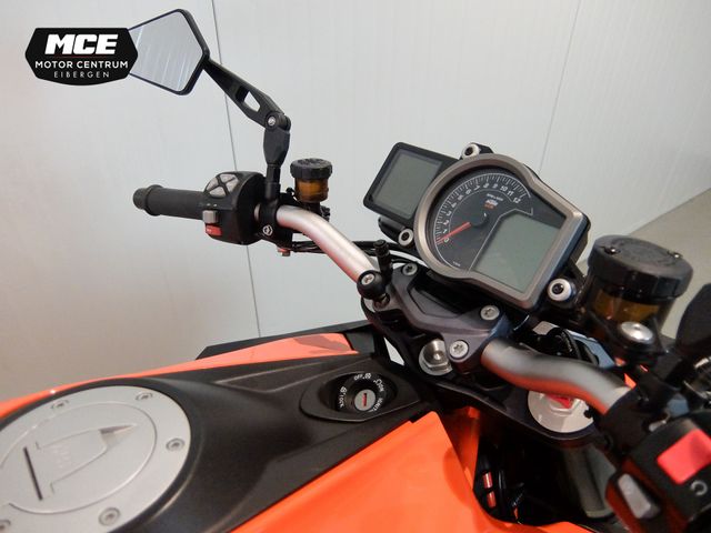 ktm - 1290-super-duke-r