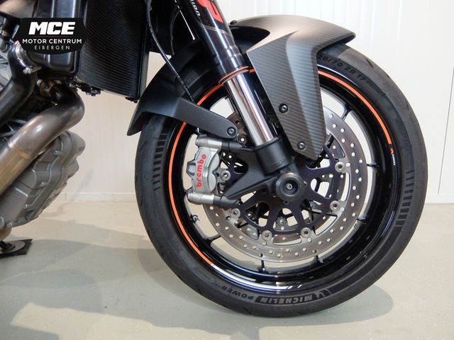 ktm - 1290-super-duke-r