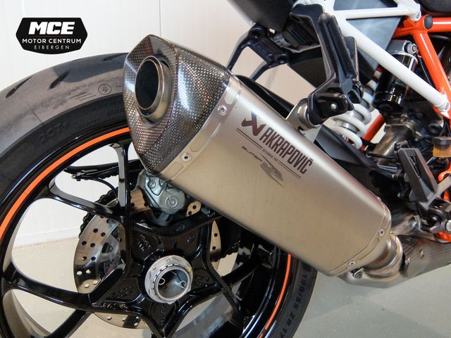 ktm - 1290-super-duke-r
