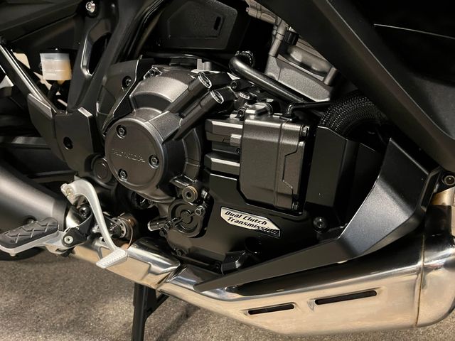 honda - nt-1100-dct