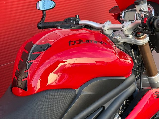 triumph - speed-triple