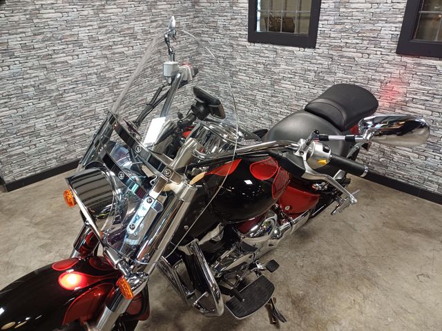 suzuki - c-1800-lc-intruder