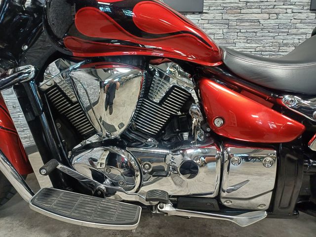 suzuki - c-1800-lc-intruder