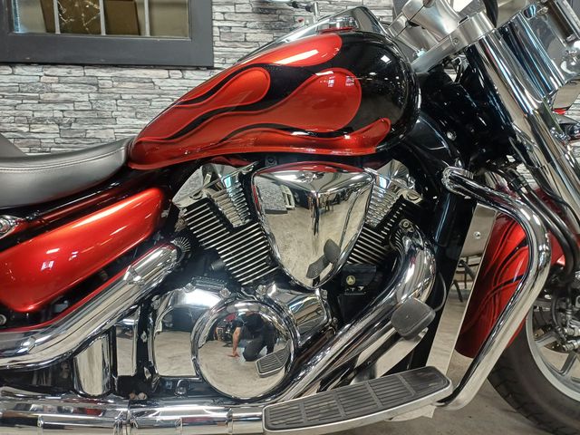 suzuki - c-1800-lc-intruder