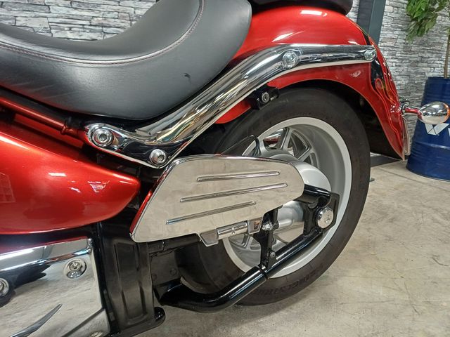 suzuki - c-1800-lc-intruder