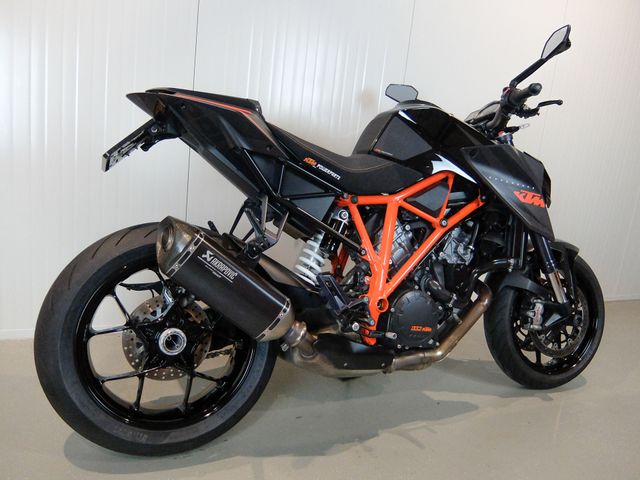 ktm - 1290-super-duke-r