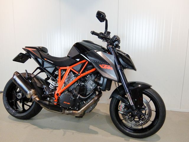 ktm - 1290-super-duke-r