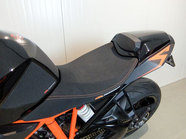 ktm - 1290-super-duke-r