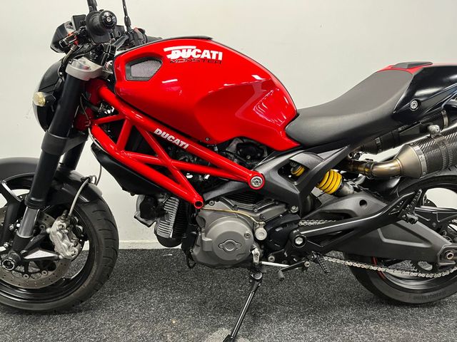 ducati - monster-696