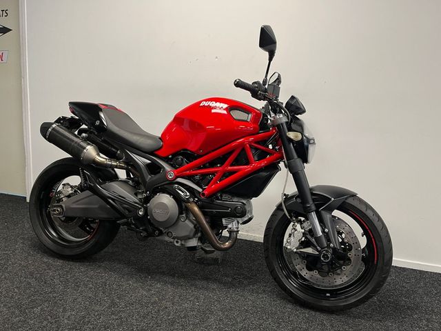 ducati - monster-696